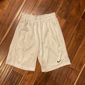 Nike Men's White Sports Shorts